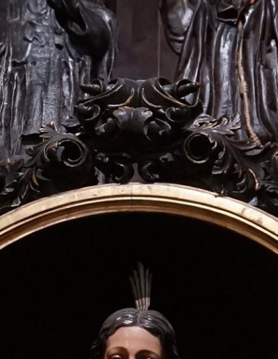 Retablo del Sagrado Corazón. Cartela de fronda