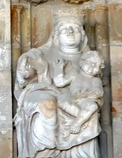 dra Mari (Virgen con el niño)