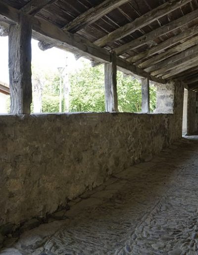 Muro y pies derechos