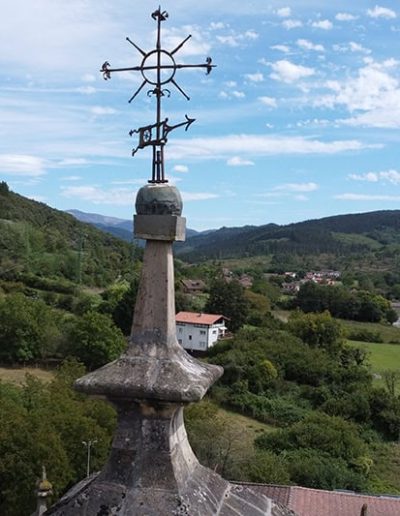 Pináculo y Cruz-veleta