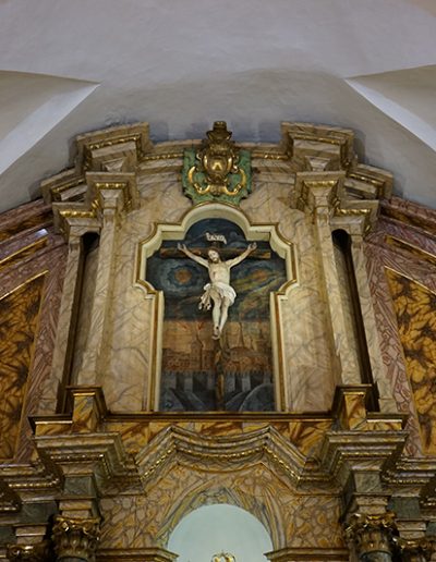 Retablo mayor. Tímpano