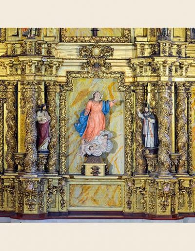 Retablo mayor. Banco y piso