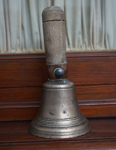 Otoitz-apostolutzearen estandartea