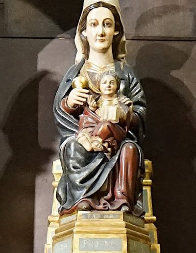 Retablo mayor. Virgen de Begoña